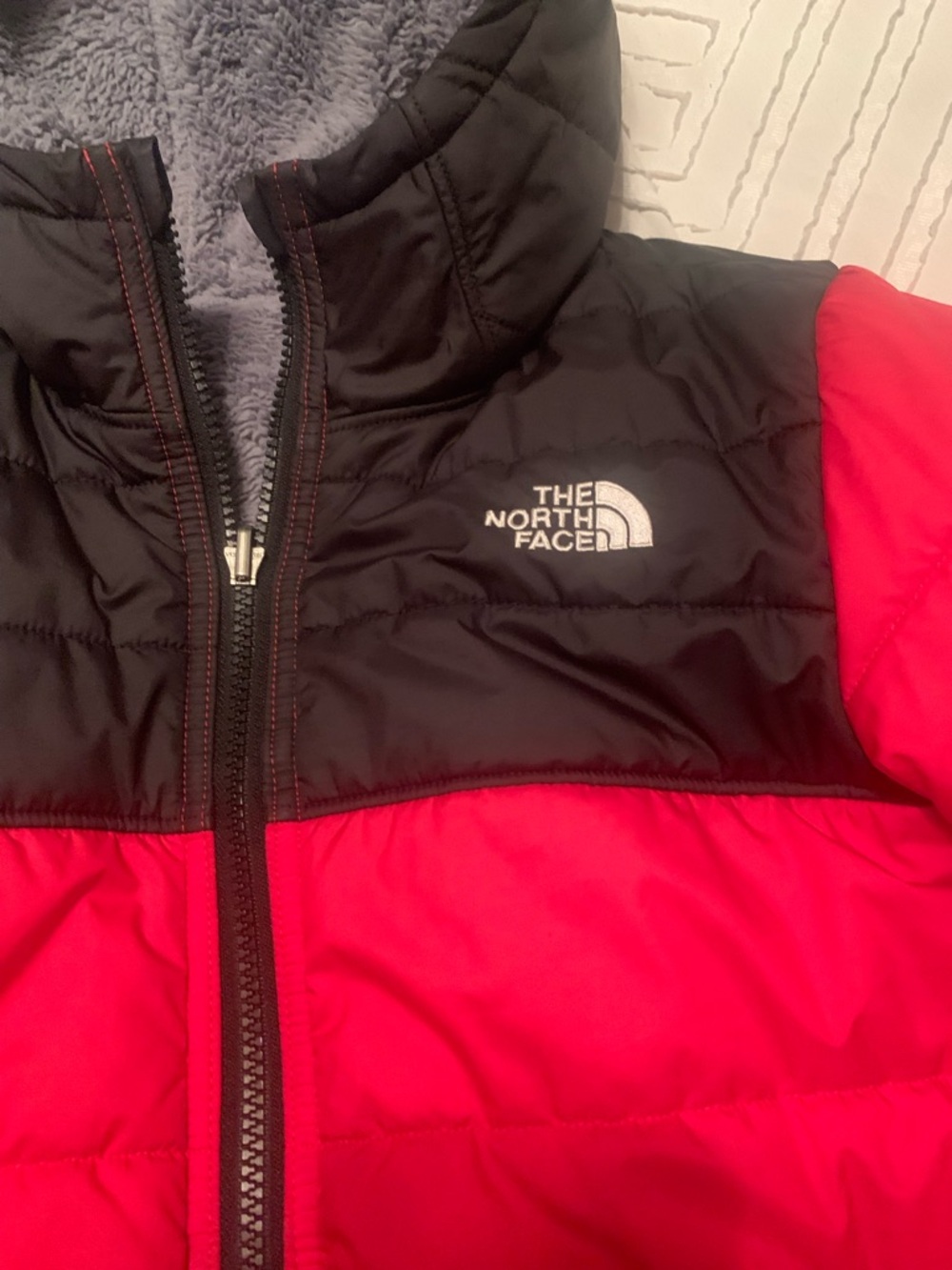 The North Face Red and Black Kids Puffer Coat - Picture 2 of 4